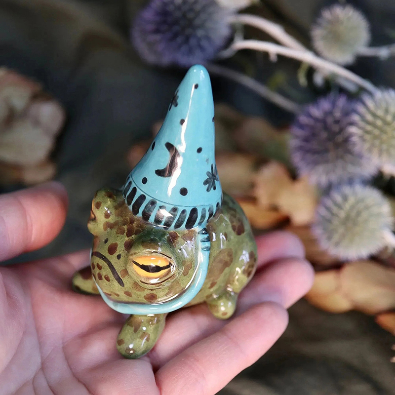 Sombrero de bruja, estatua de  - Outdoor Furniture Resin reseña y precio